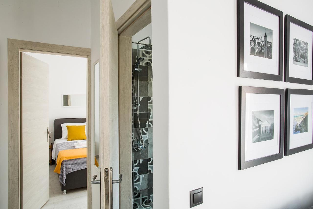 Deluxe Town Hall Square Flat In Historical Center 3 *